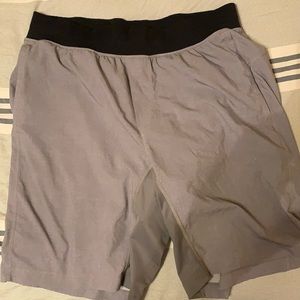 Men’s Lululemon THE Short 9 inch with LINER